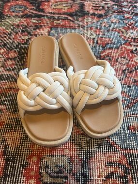 (8) Rothy's Women's The Summer Sandal White Sand Knot Slide On Flats